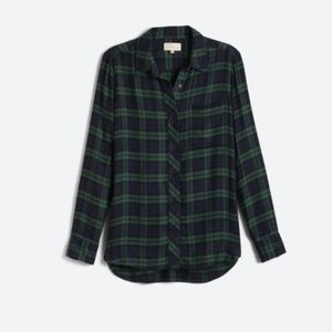 NWT Mello Day - Amarah super soft button down shirt. Size L. Stitch Fix